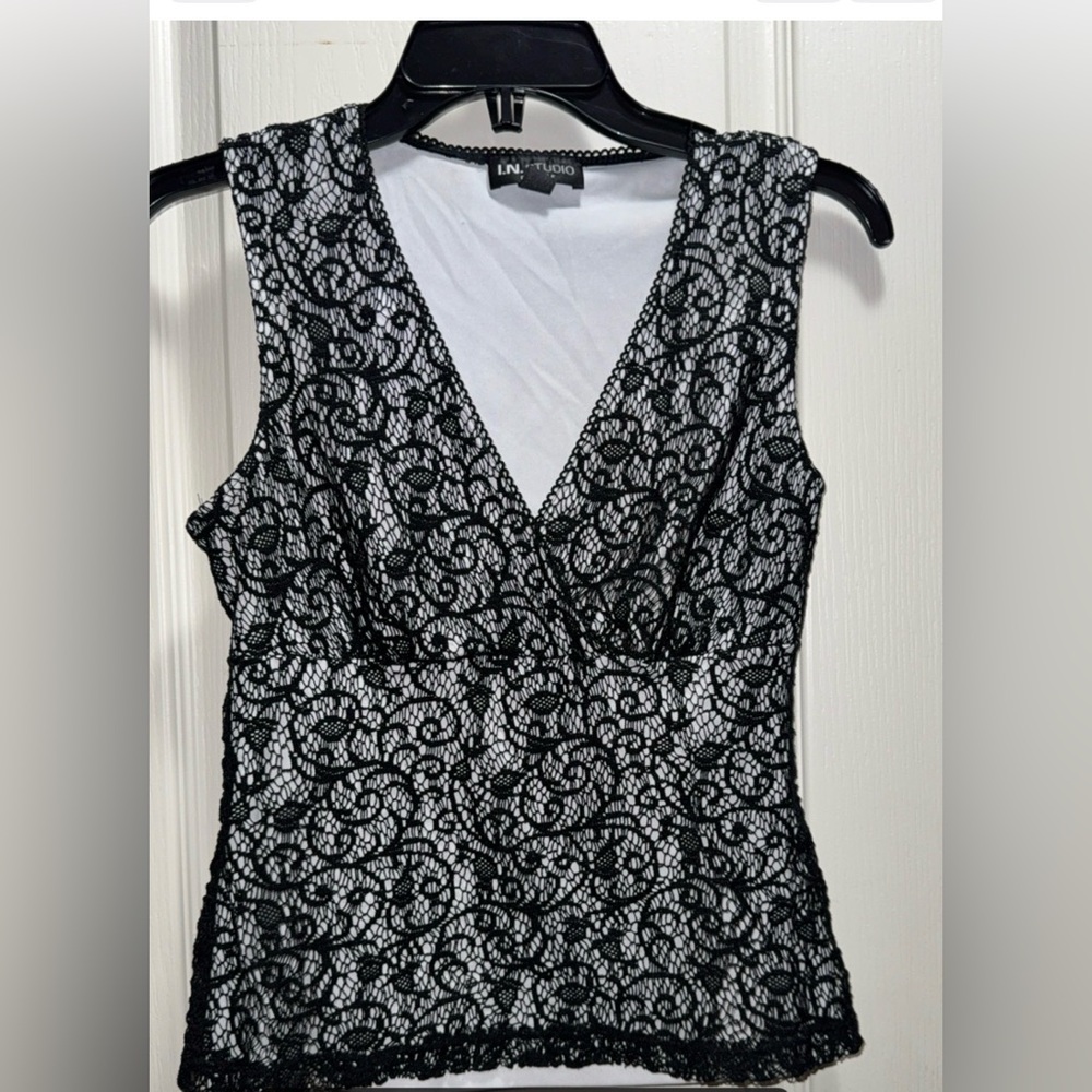 Elegant Black Lace Women Top